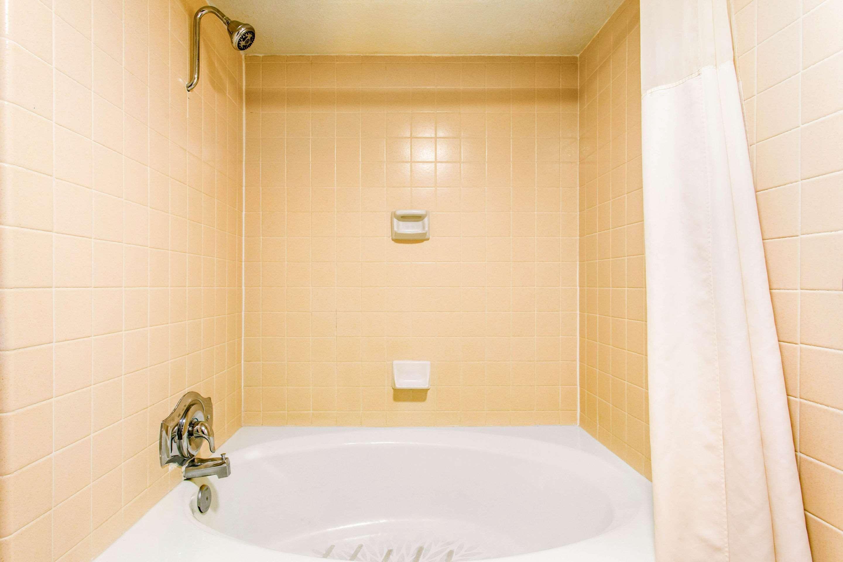 Quality Inn Stateline Wendover Buitenkant foto