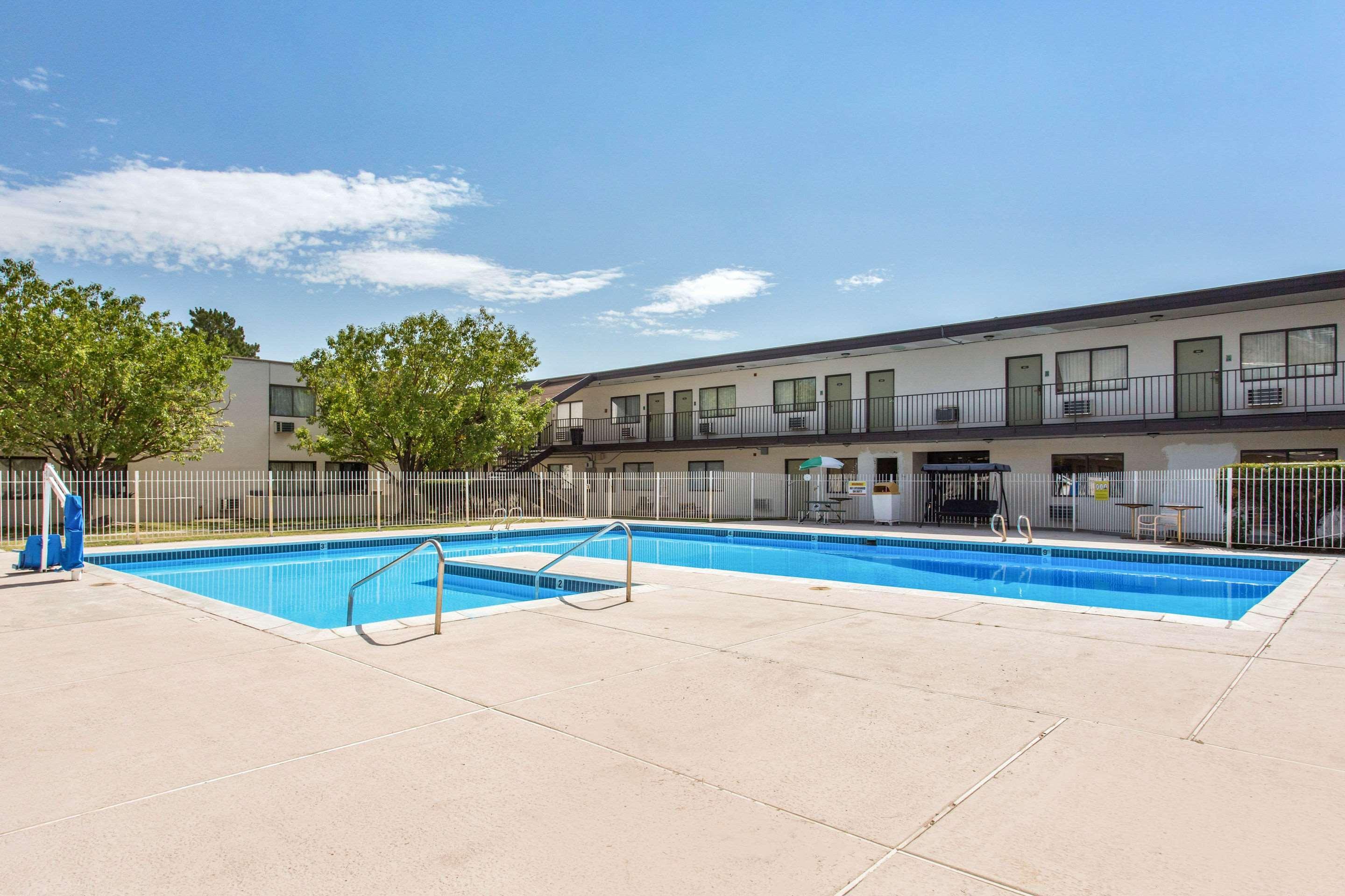 Quality Inn Stateline Wendover Buitenkant foto
